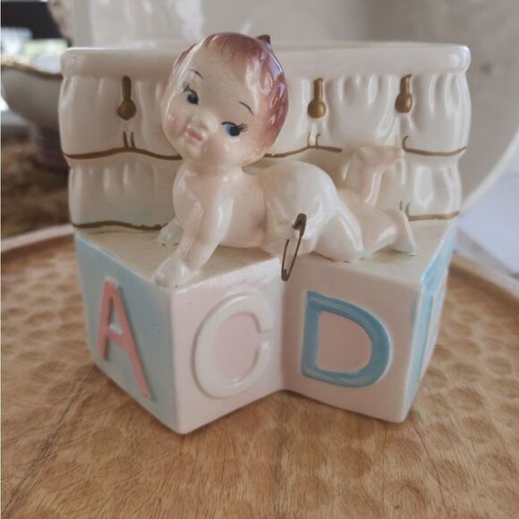 Vintage Baby Planter - Picture 3 of 13